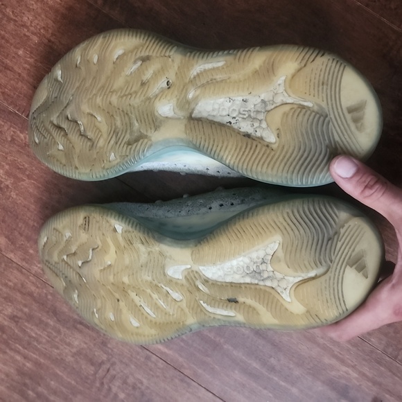 Adidas Yeezy Boost 380 Alien Blue - Picture 8 of 9